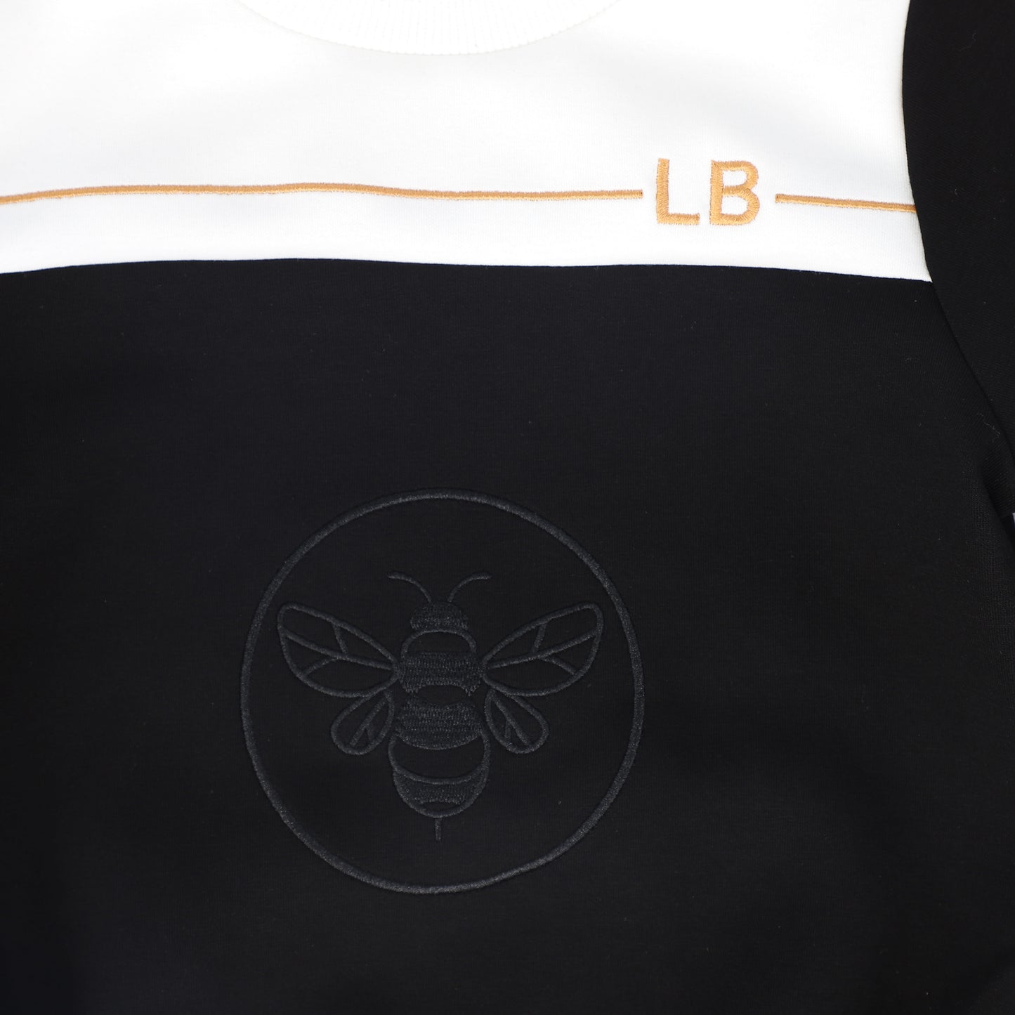 Color Block Bee Sweatshirt - Black/White