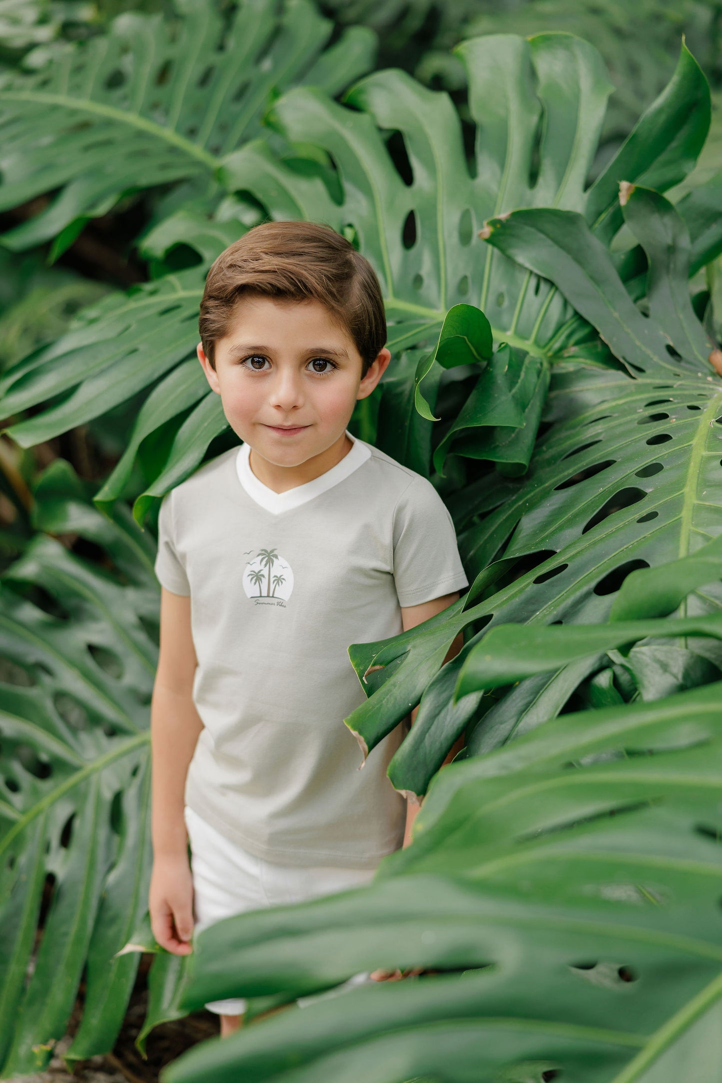 Ribbed Palm Printed Sage V-neck Tee