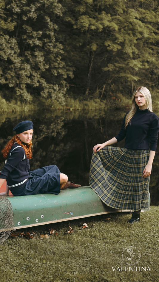 Stripe Trim Knit Vest