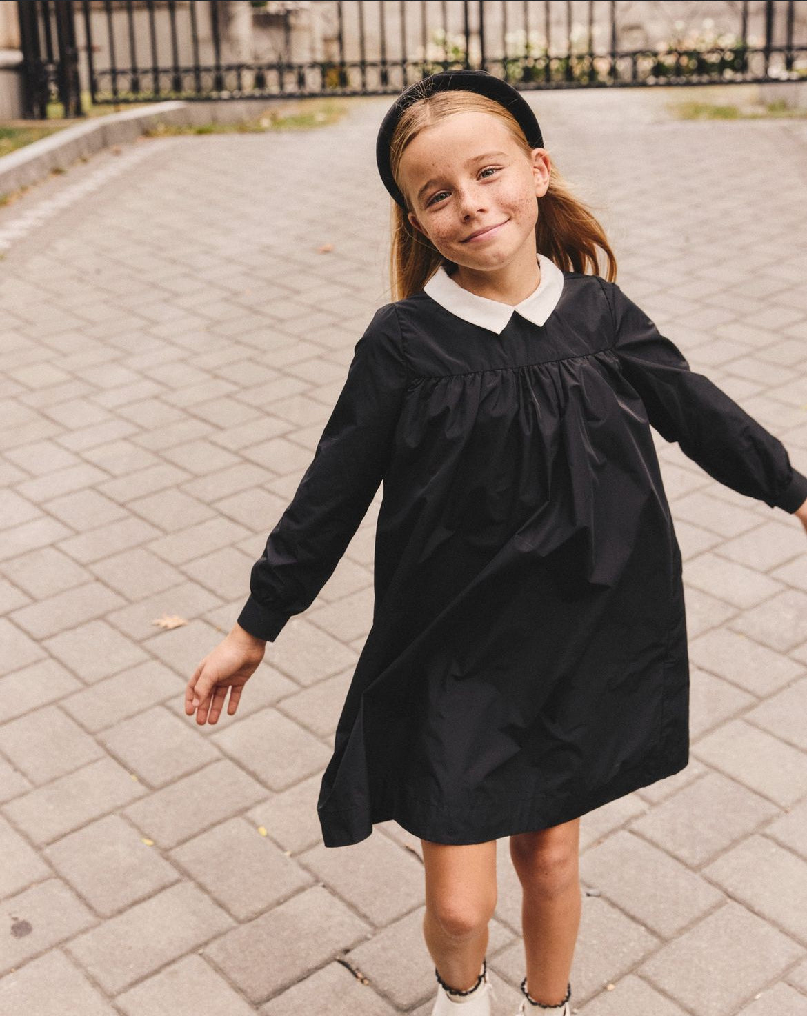 Collar Taffeta Dress- Black