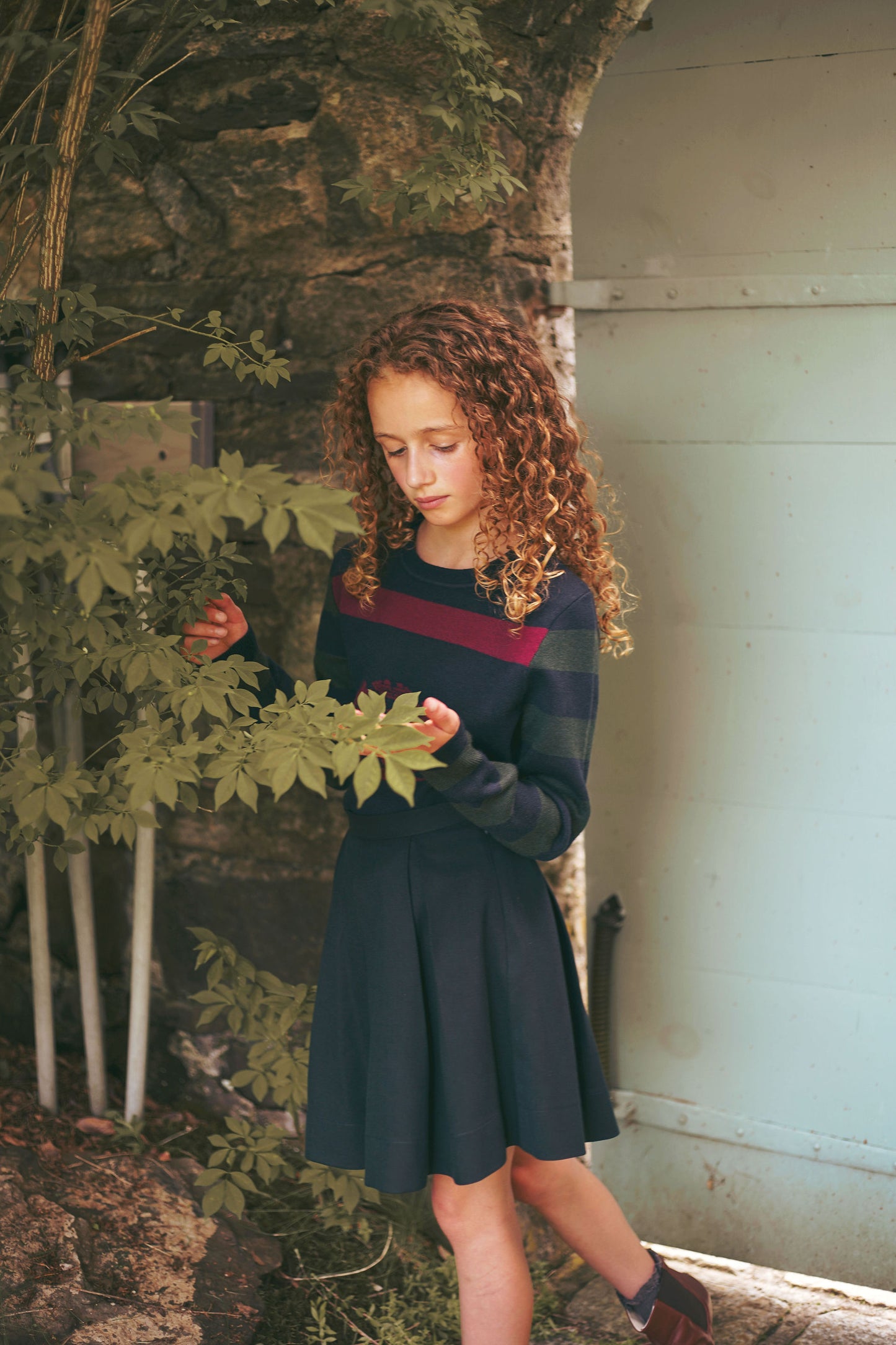 Stripe Centre Crest Sweater - Navy