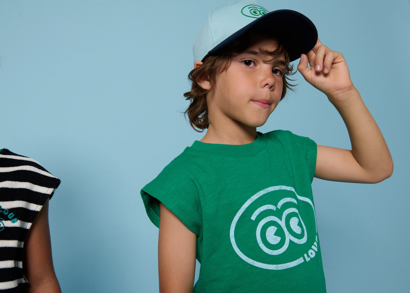 GERANIO Green Eyes Logo Print T-Shirt