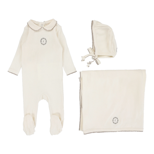 Emblem Embroidered Layette Set - Cream/Oat
