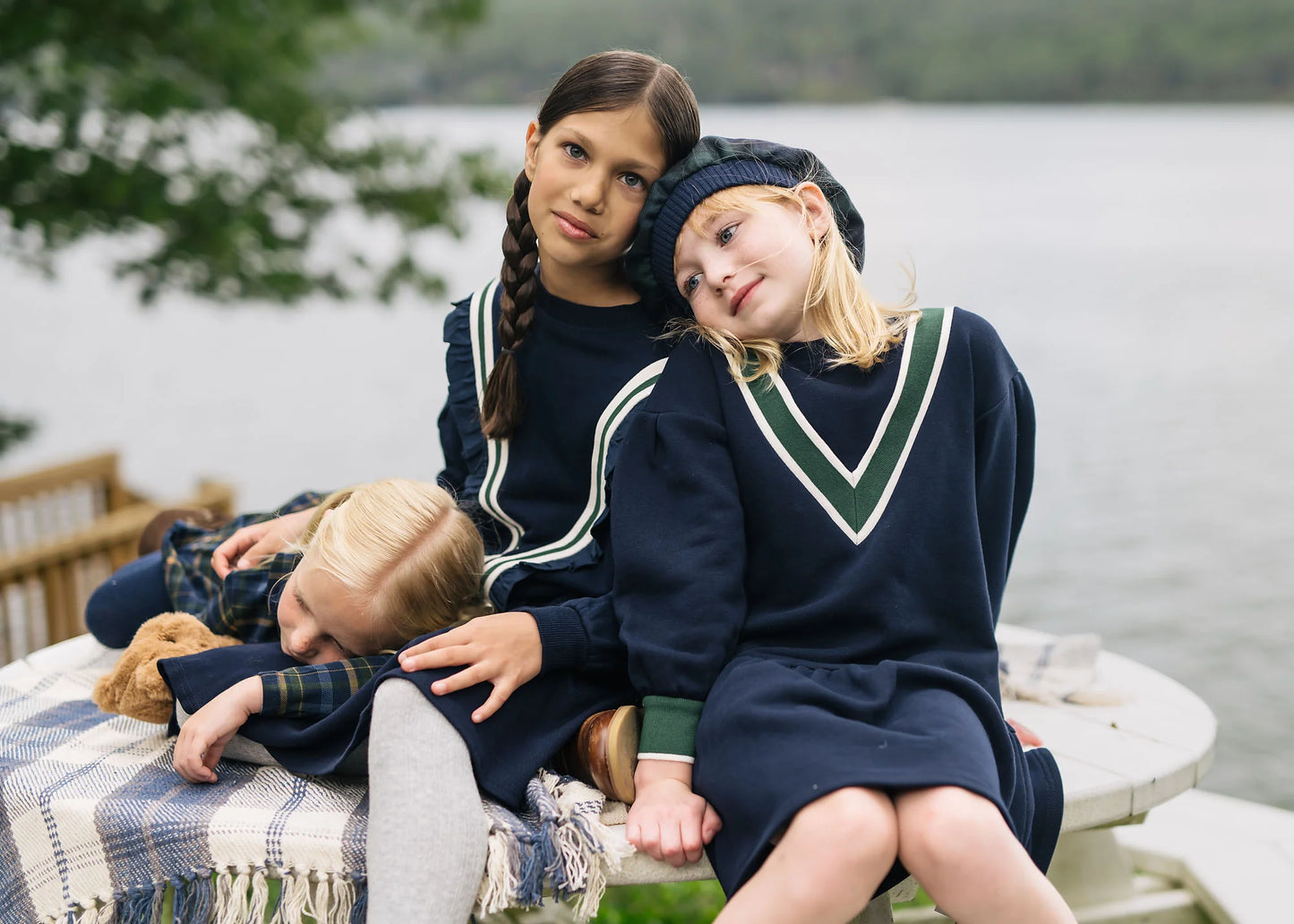 Girls Varsity Sweatshirt - Navy